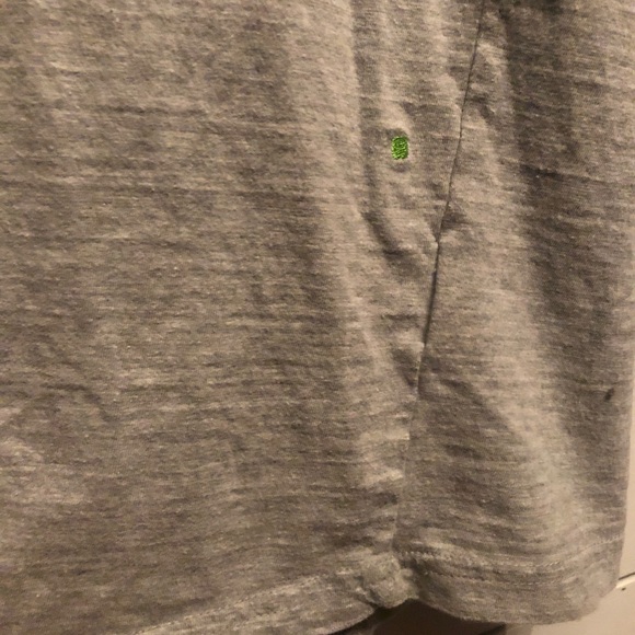 Hugo Boss Tee - Picture 2 of 6